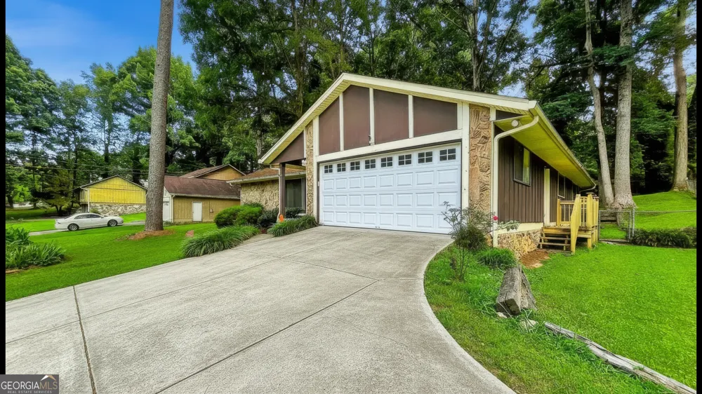 6679 Judy LN Riverdale, GA 30296