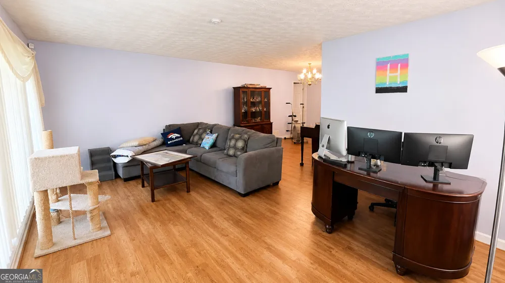 6679 Judy LN Riverdale, GA 30296