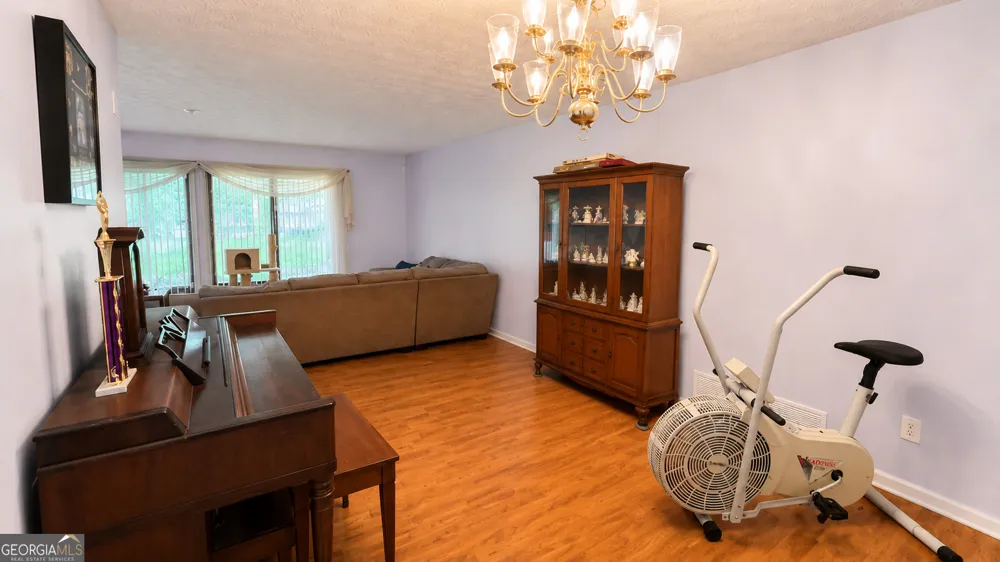 6679 Judy LN Riverdale, GA 30296