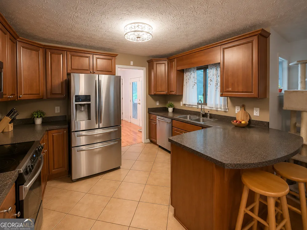 6679 Judy LN Riverdale, GA 30296