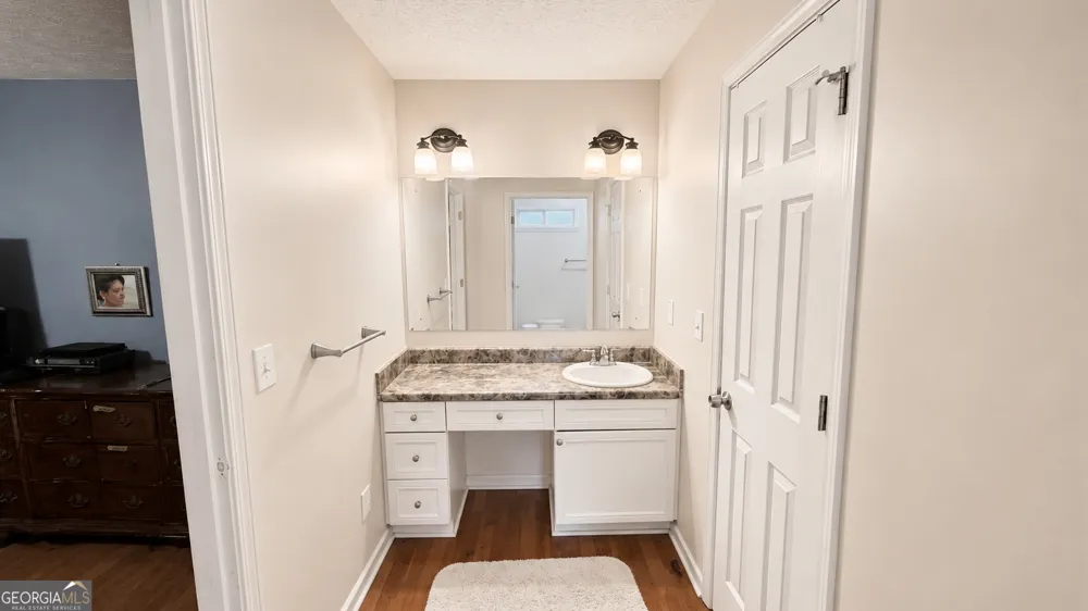 6679 Judy LN Riverdale, GA 30296