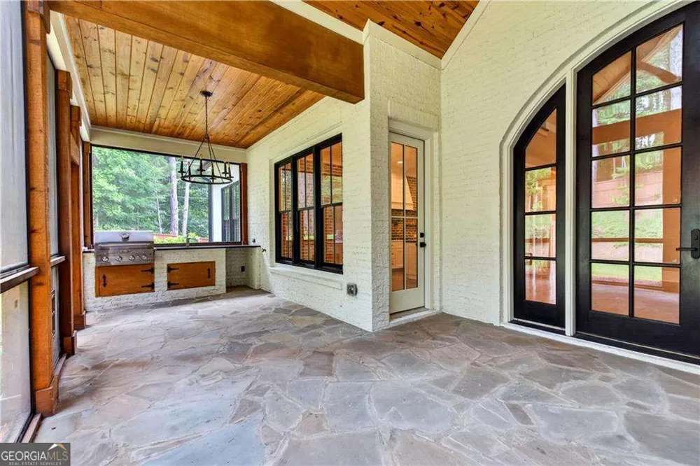 1009 Davenport CIR Powder Springs, GA 30127