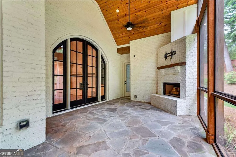 1009 Davenport CIR Powder Springs, GA 30127