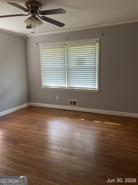 57 LEIGH ST Commerce, GA 30529