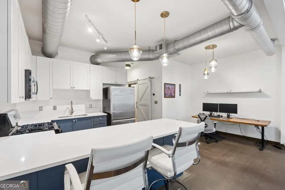 400 Village PKWY NE Atlanta, GA 30306