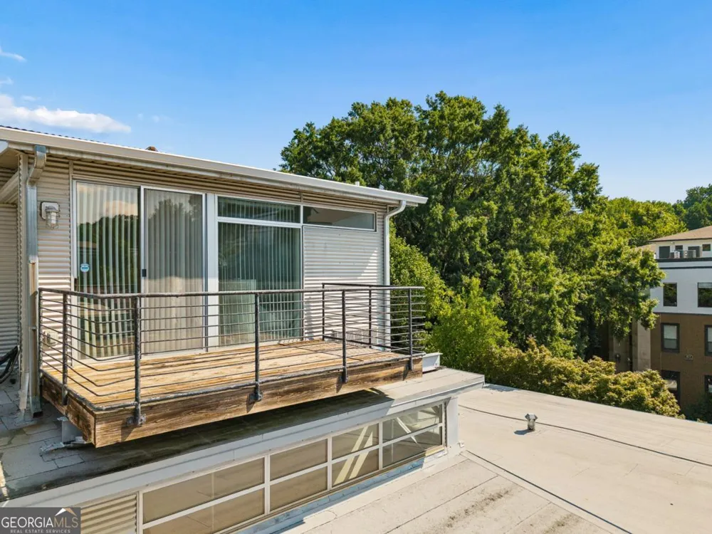 400 Village PKWY NE Atlanta, GA 30306