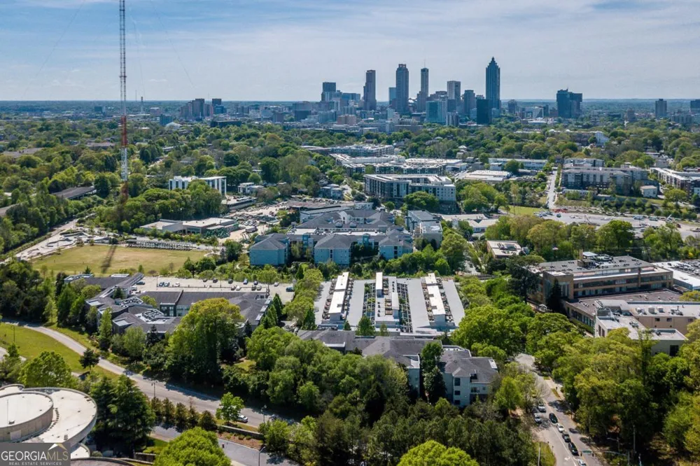 400 Village PKWY NE Atlanta, GA 30306