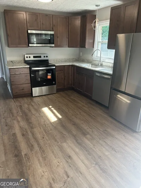 330 ELDER RD Griffin, GA 30223
