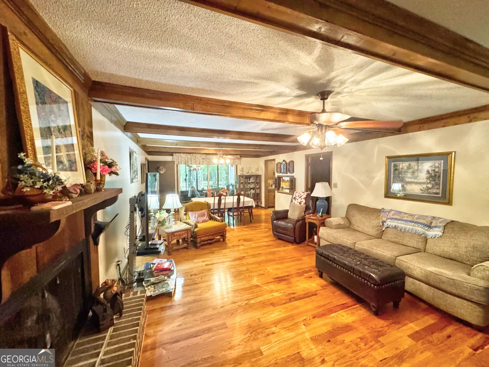 58 S Pine Cove DR LaGrange, GA 30240