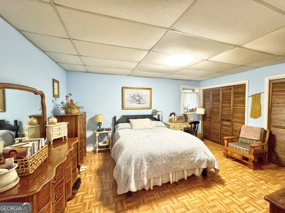 58 S Pine Cove DR LaGrange, GA 30240