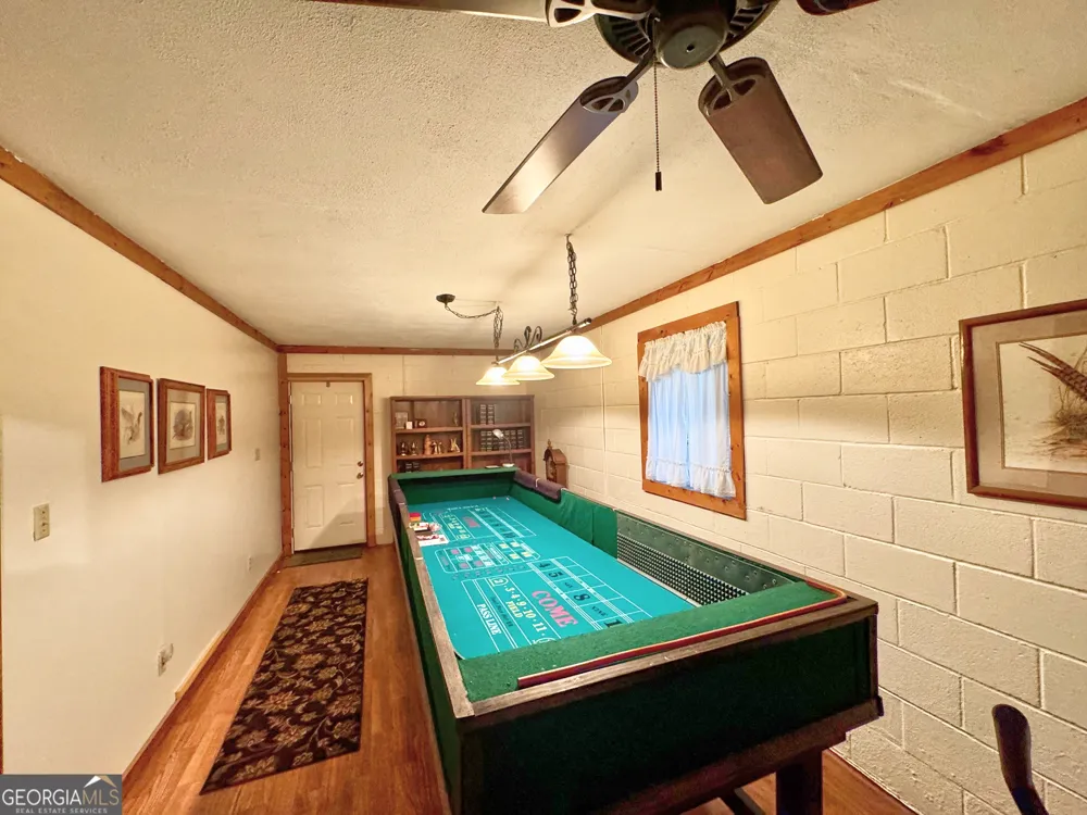 58 S Pine Cove DR LaGrange, GA 30240