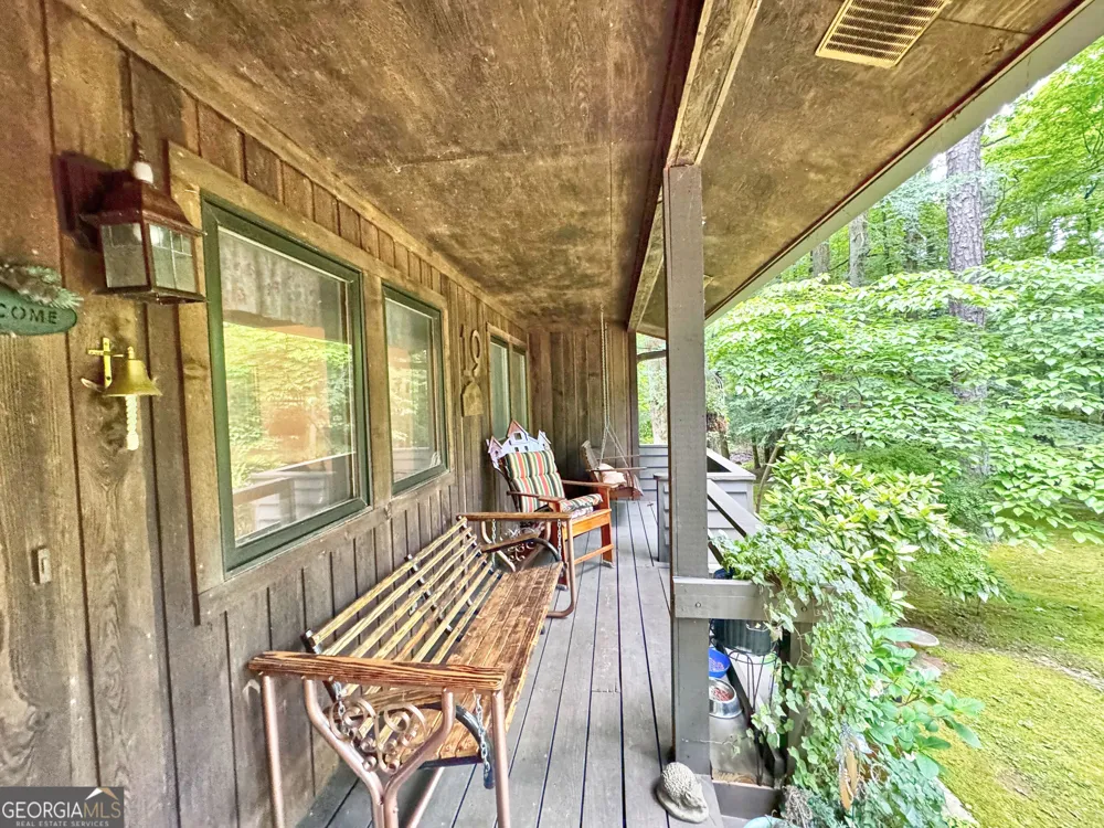 58 S Pine Cove DR LaGrange, GA 30240