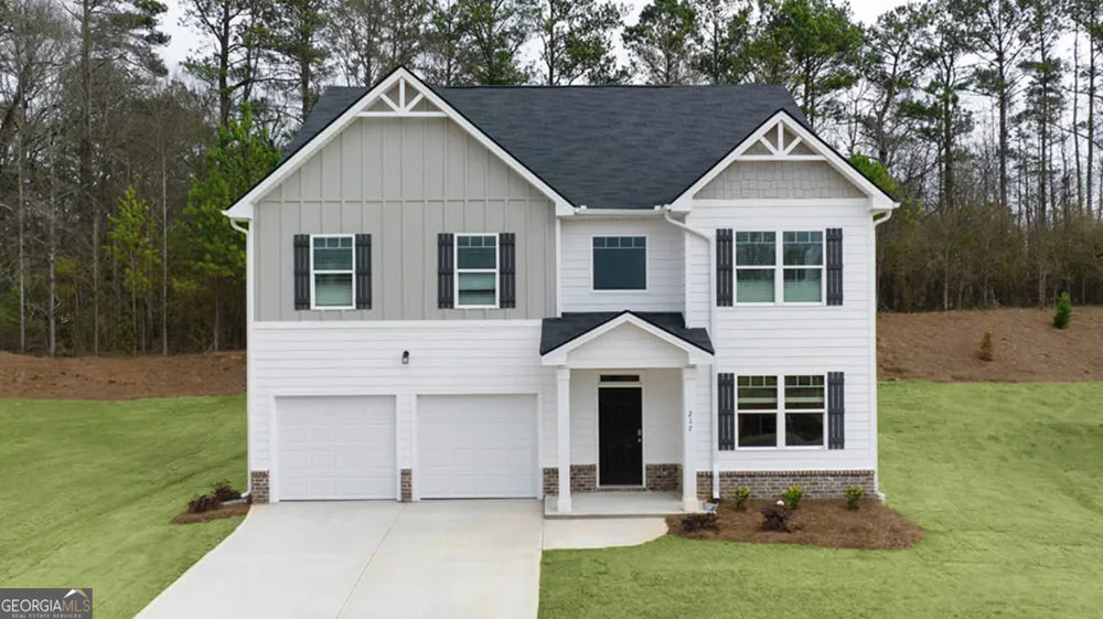 204 Friendship Oak WAY Hampton, GA 30228