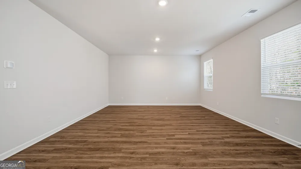 204 Friendship Oak WAY Hampton, GA 30228