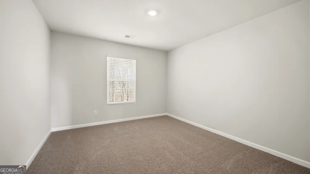 204 Friendship Oak WAY Hampton, GA 30228
