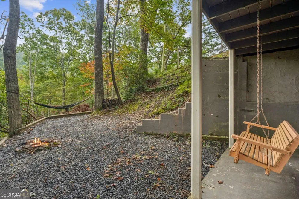 4113 White Oak DR Hiawassee, GA 30546