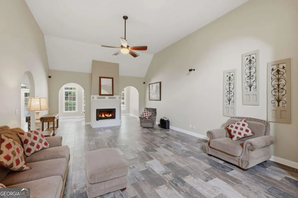 2723 Clearwater Springs RD Buford, GA 30519