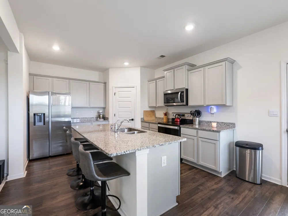 141 Gaston CT Hoschton, GA 30548