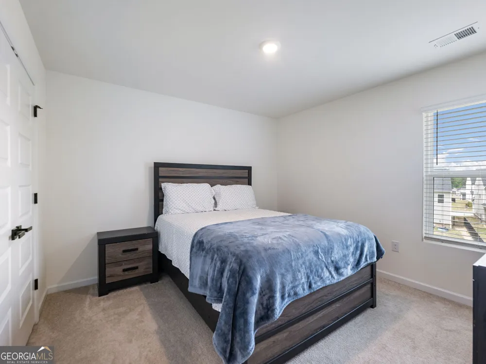 141 Gaston CT Hoschton, GA 30548