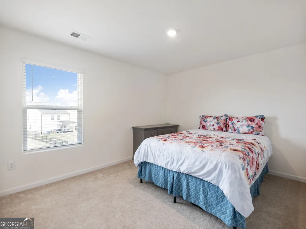 141 Gaston CT Hoschton, GA 30548