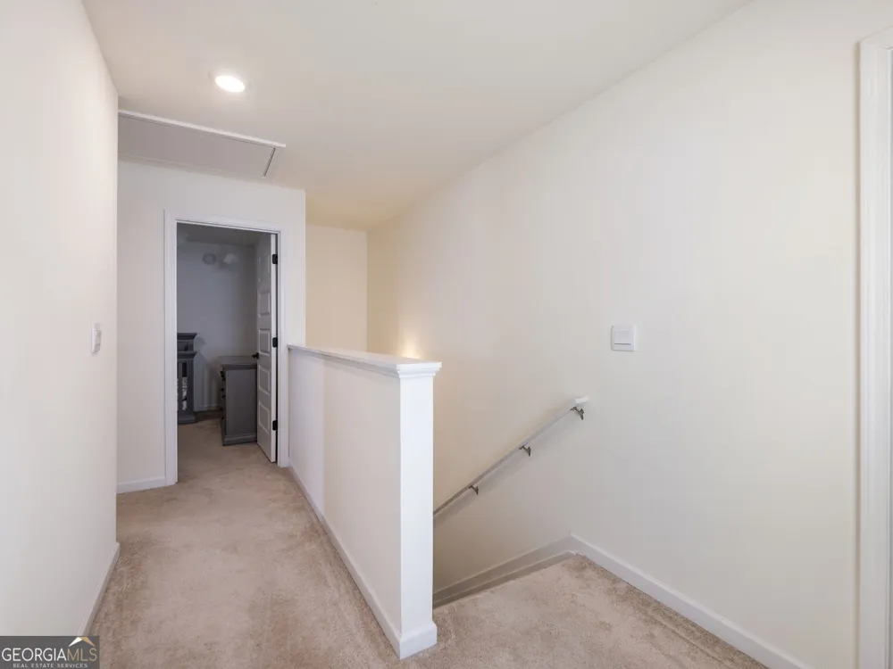 141 Gaston CT Hoschton, GA 30548