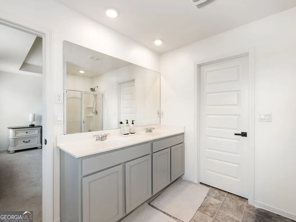141 Gaston CT Hoschton, GA 30548