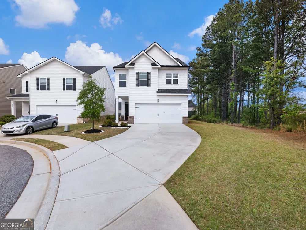 141 Gaston CT Hoschton, GA 30548