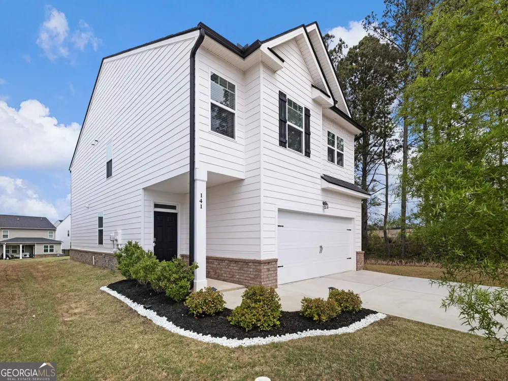 141 Gaston CT Hoschton, GA 30548