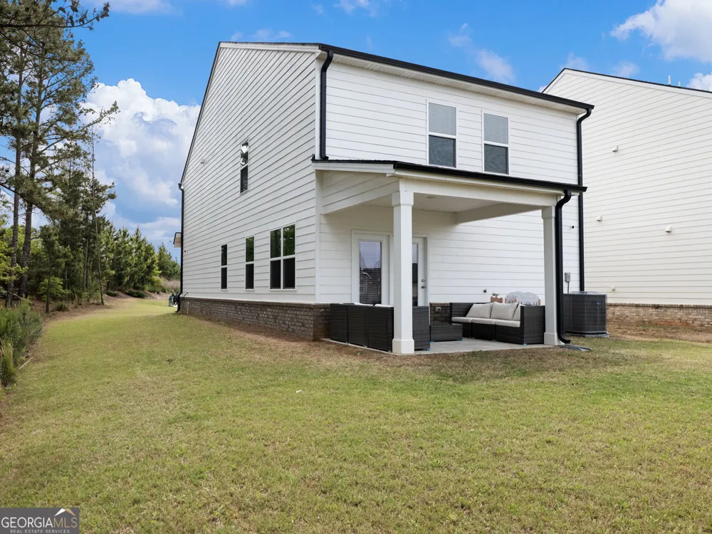 141 Gaston CT Hoschton, GA 30548