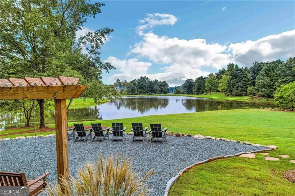 141 Gaston CT Hoschton, GA 30548