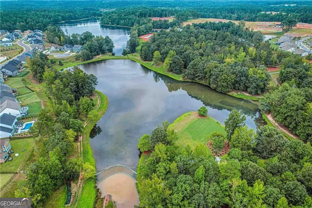 141 Gaston CT Hoschton, GA 30548