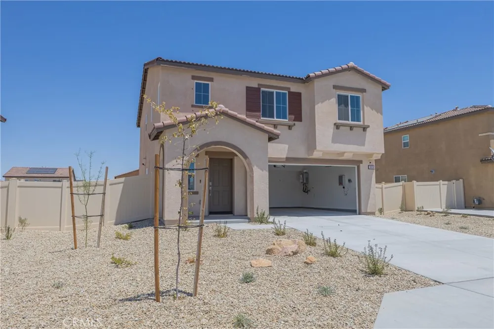 10156 Colten Ridge Adelanto, CA 92301