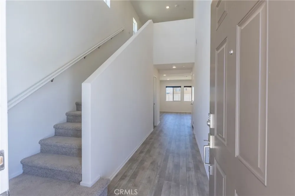 10156 Colten Ridge Adelanto, CA 92301