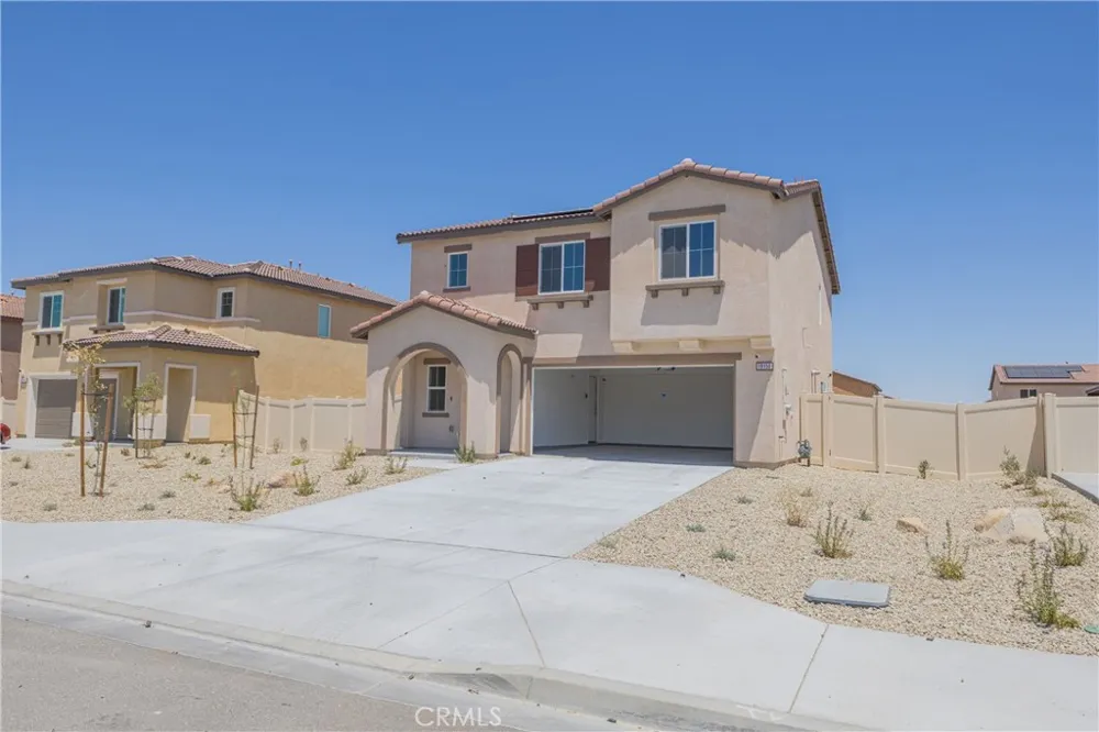 10156 Colten Ridge Adelanto, CA 92301