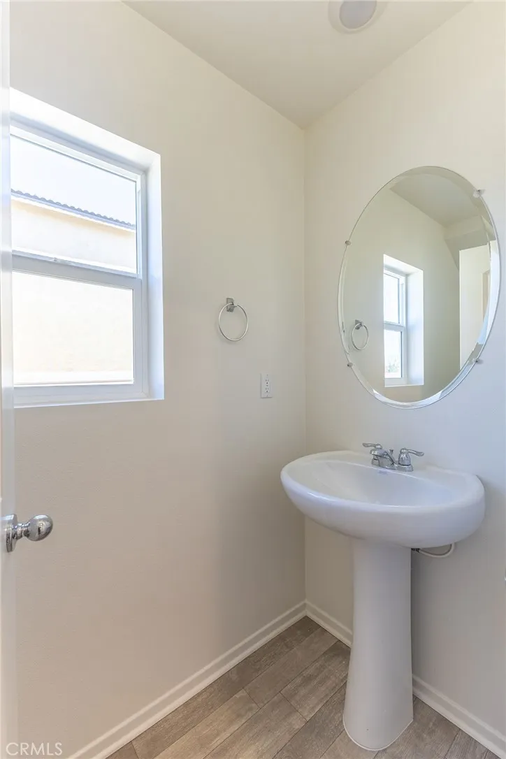 10156 Colten Ridge Adelanto, CA 92301