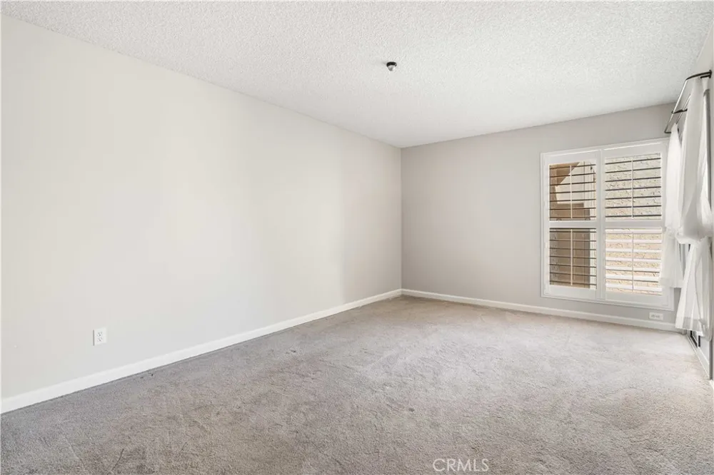 5301 Raintree #301 Culver City, CA 90230