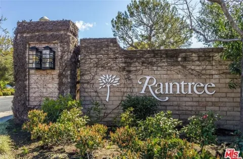 5301 Raintree #301
