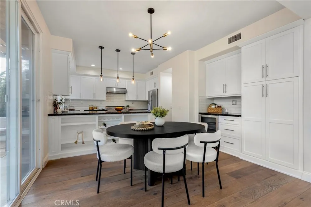 2872 Limestone Drive Thousand Oaks, CA 91362