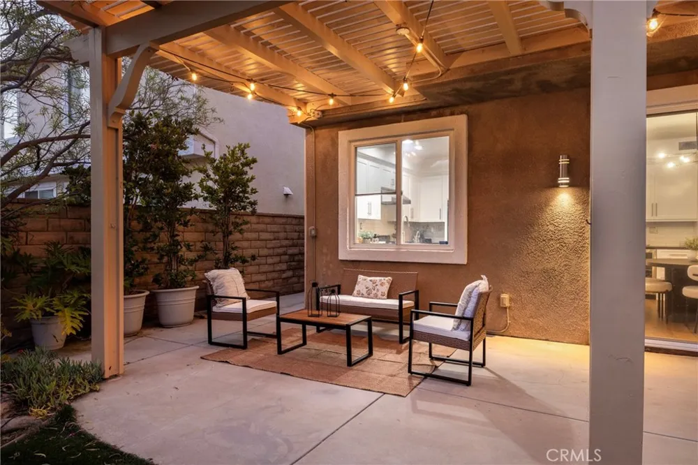 2872 Limestone Drive Thousand Oaks, CA 91362