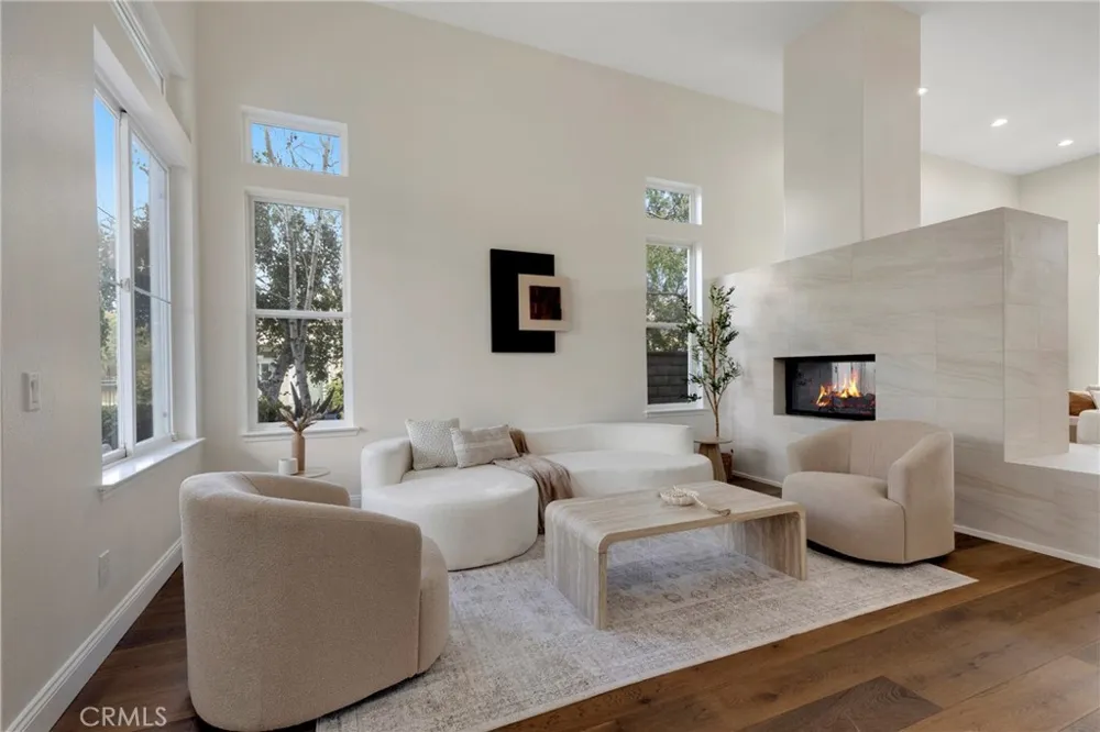 2872 Limestone Drive Thousand Oaks, CA 91362