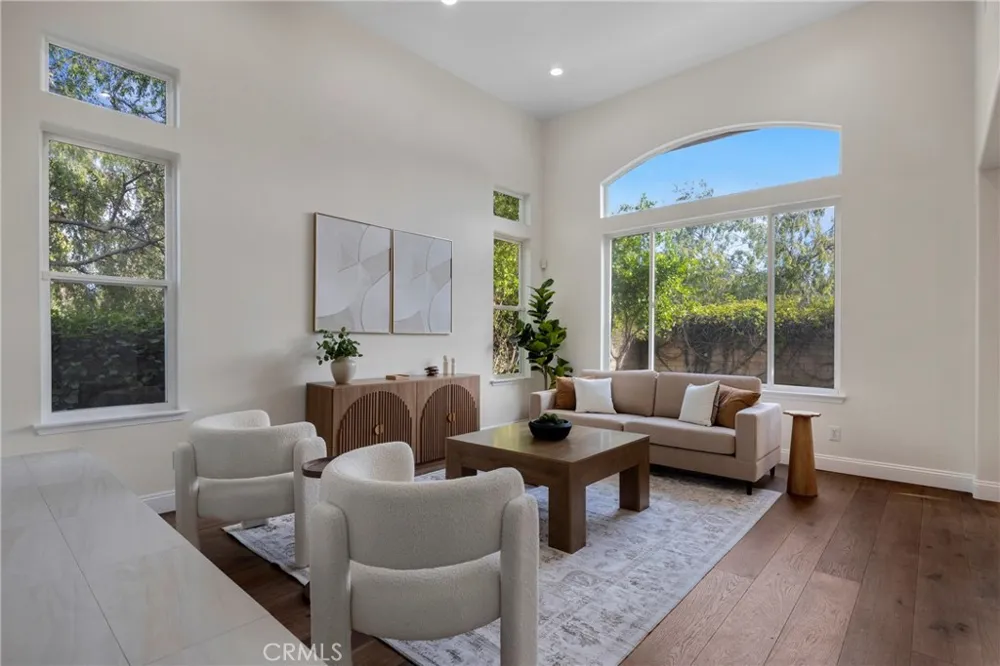 2872 Limestone Drive Thousand Oaks, CA 91362