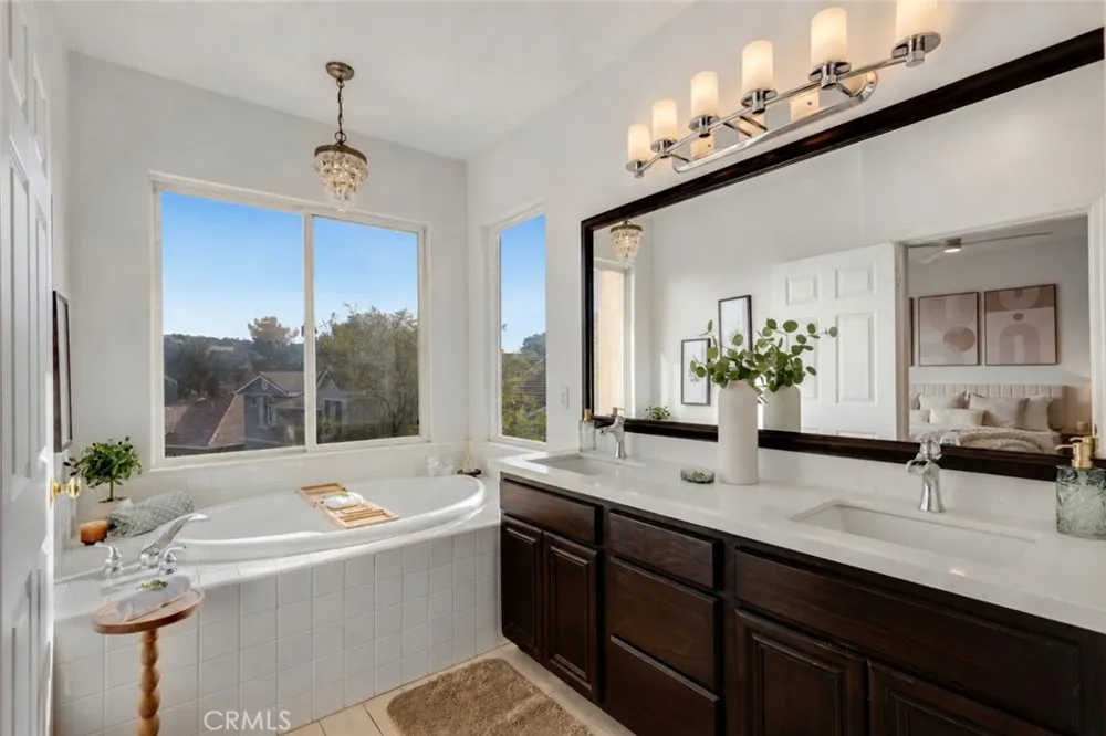 2872 Limestone Drive Thousand Oaks, CA 91362
