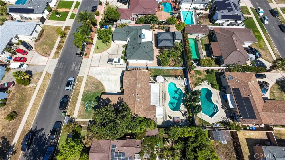 10108 Columbus San Fernando, CA 91345