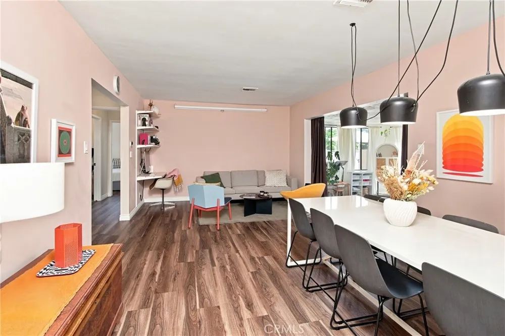 10108 Columbus San Fernando, CA 91345