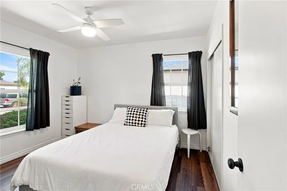 10108 Columbus San Fernando, CA 91345