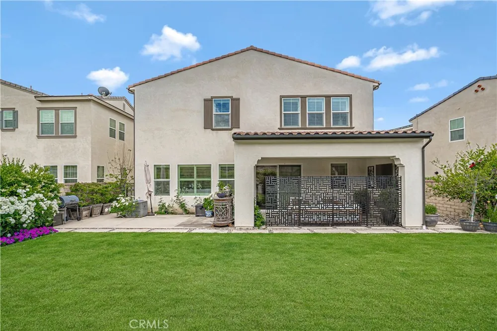 20551 Arden Place Saugus, CA 91350