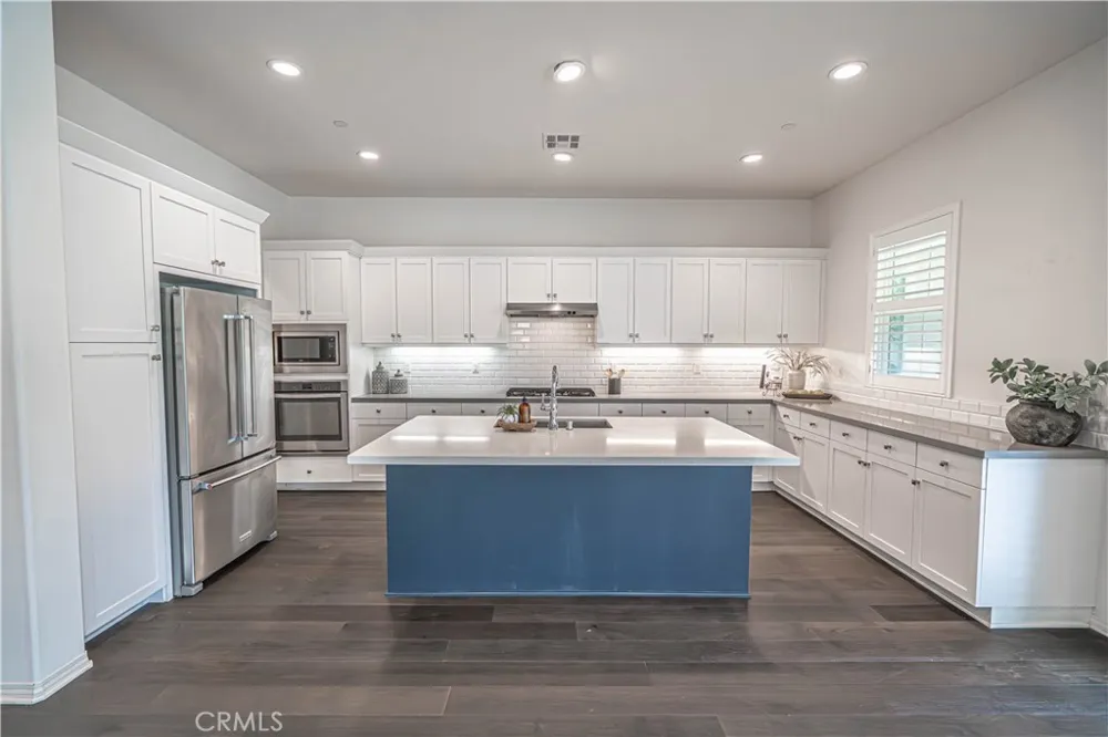 20551 Arden Place Saugus, CA 91350