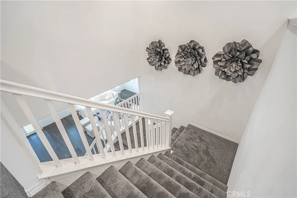 20551 Arden Place Saugus, CA 91350
