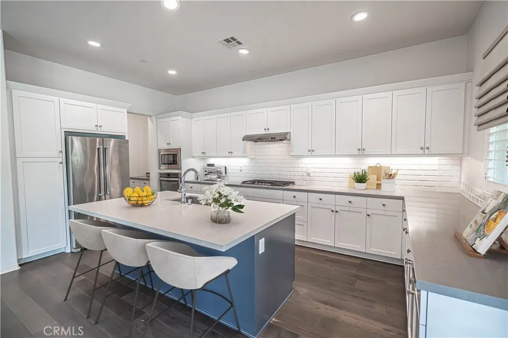20551 Arden Place Saugus, CA 91350