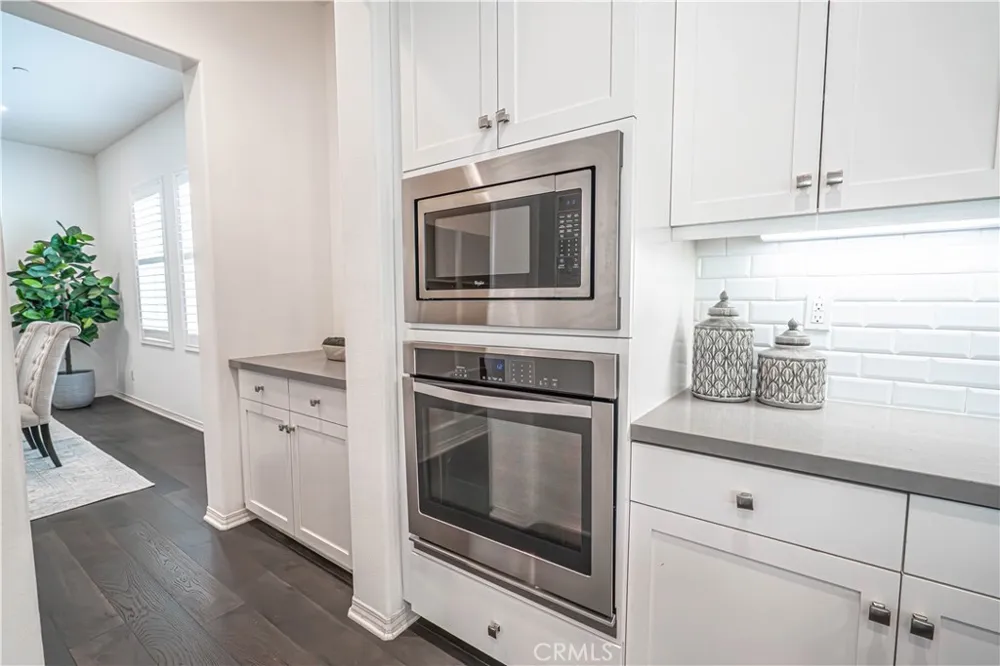 20551 Arden Place Saugus, CA 91350